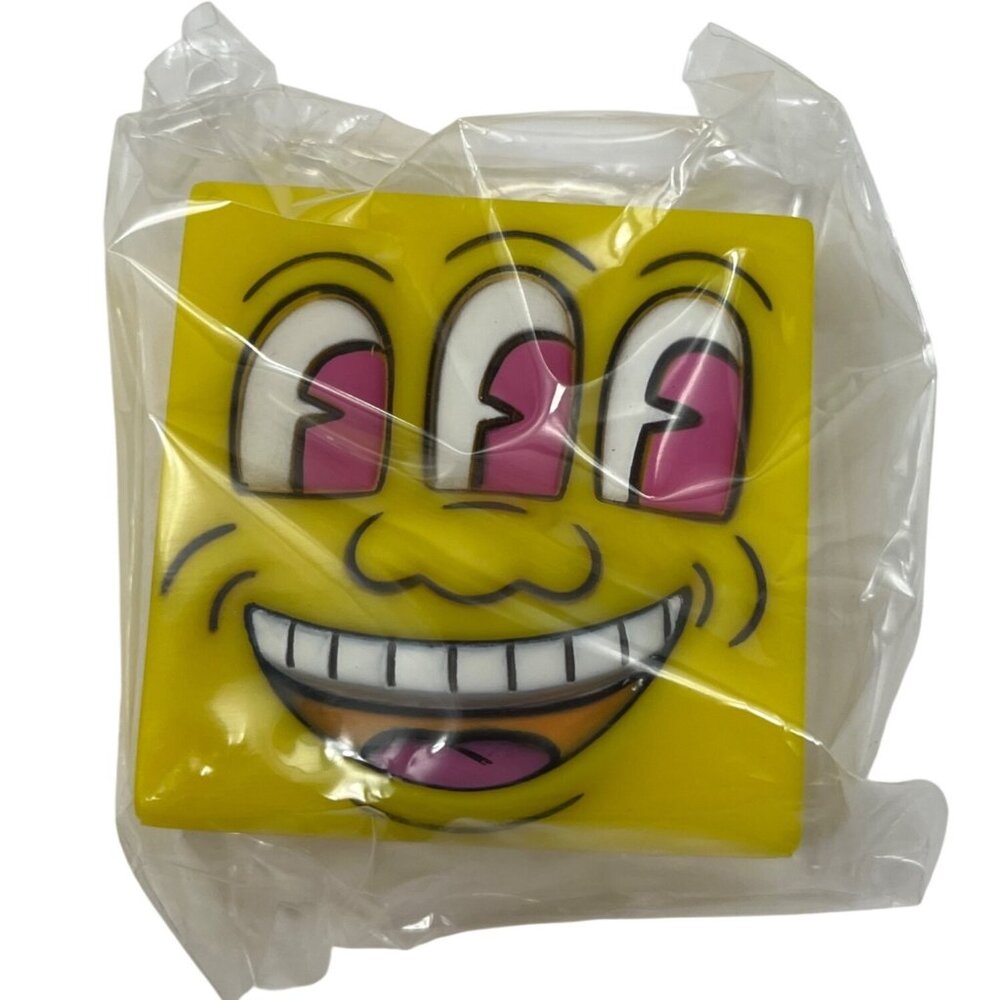 Keith Haring 2 Vinyl Collectible Doll Series 2 Smiling 3-Eyed Figure 115b
